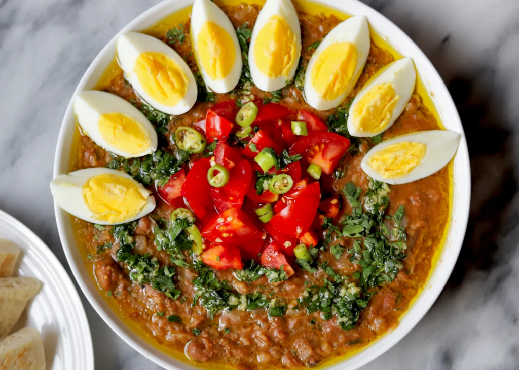 The Flavors of Sudanese Ful Medames: A Filling Breakfast Dish - Foodie